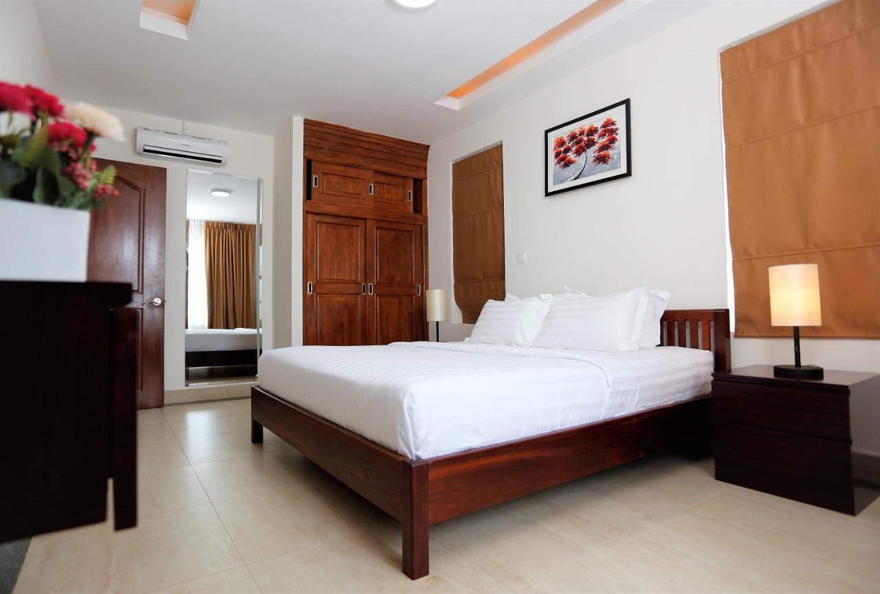 Mekongview 2 Condotel Phnom Penh Exterior photo